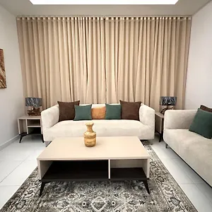 تحقق من التوفر